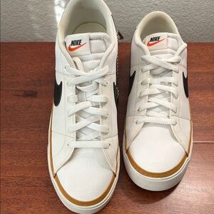 Nike Men's White and Brown Sneakers
